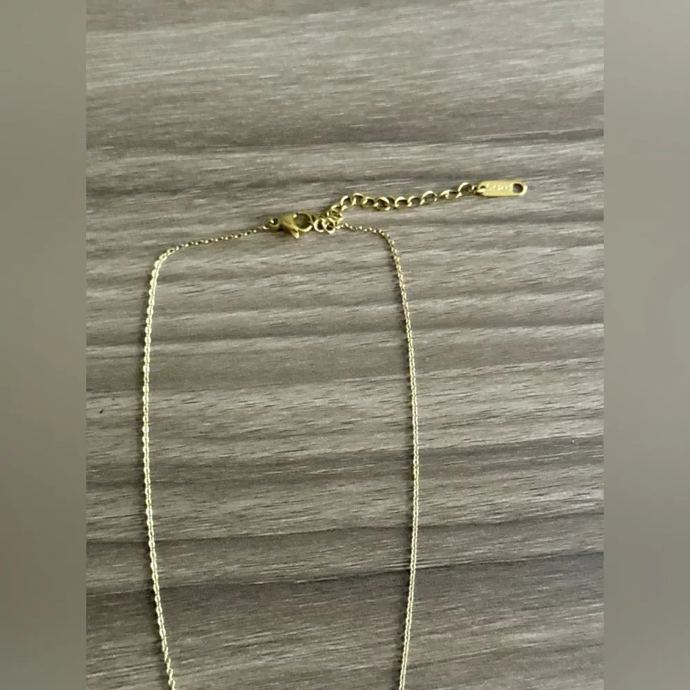 Gold and Pearl Necklace Q612 - Picture 5 of 6